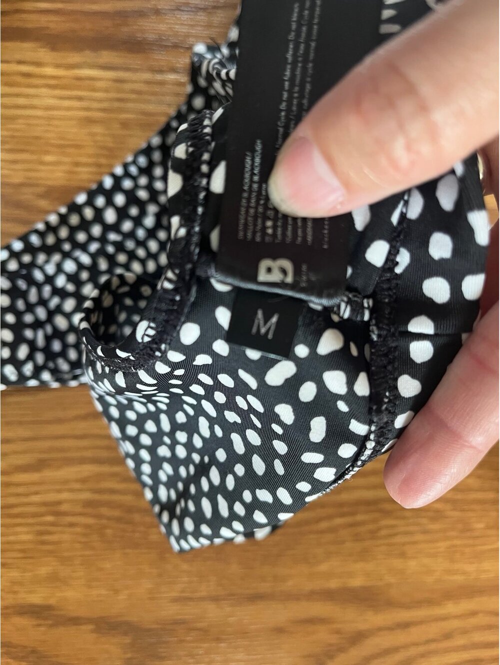 Black-and-white spotted bikini Blackbough Swim Size Medium - Picture 5 of 6